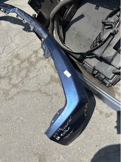 2005-2009 Nissan frontier front bumper upper balance