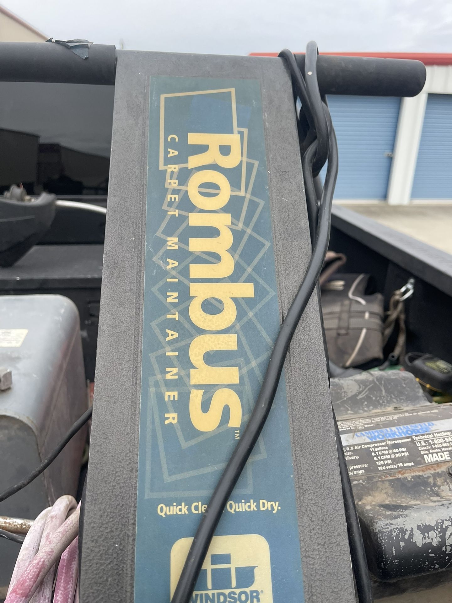 Rombus Carpet Machine