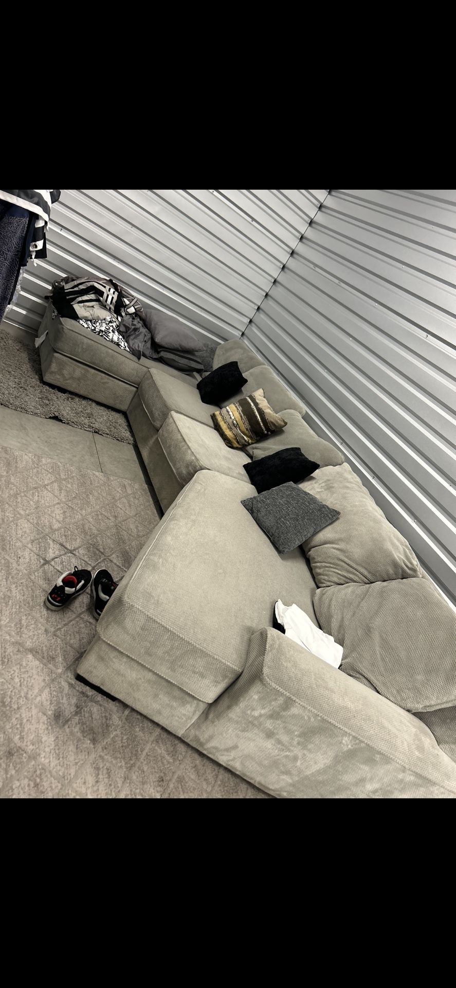 Very nice condition couches sectional