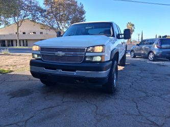 2007 Chevy Silverado 2500HD 6.0 – Lift & Tow Z-Series Wheel Lift / Repo Truck