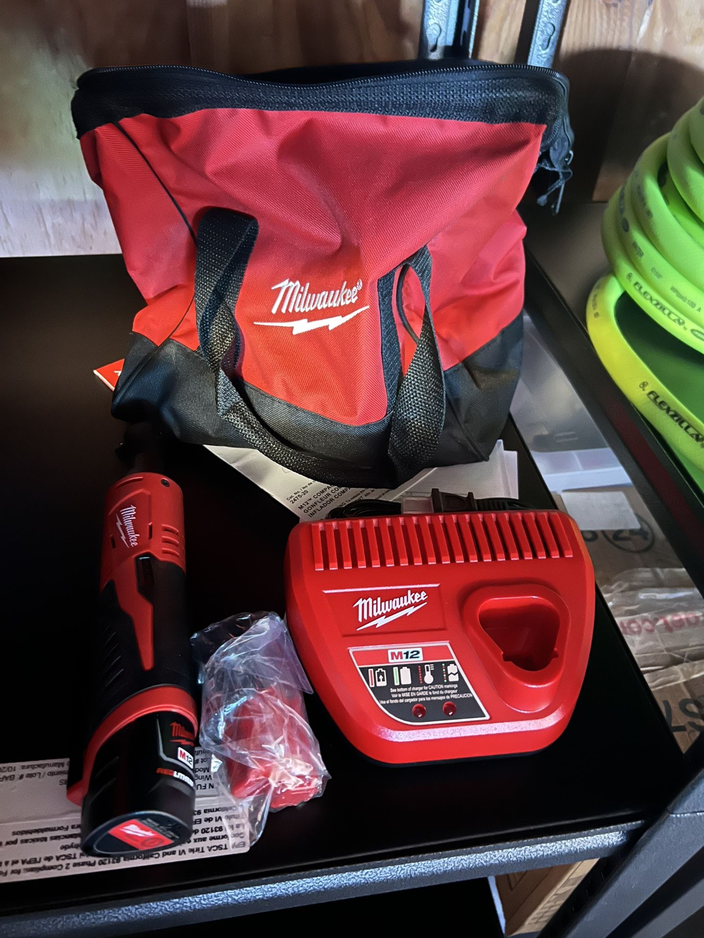 Milwaukee 2457-20 M12 Cordless 3/8" Ratchet w/ Charger & 2 Battery 2.0Ah Kit 12V And Bag