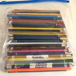 LARGE BAG OF COLORED PENCILS / NEW