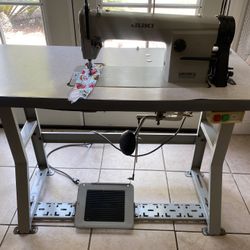 Juki DDL-888 sewing machine