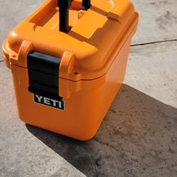 Yeti LoadOut 15 GoBox Waterproof Tackle Box Case Camera Cooler