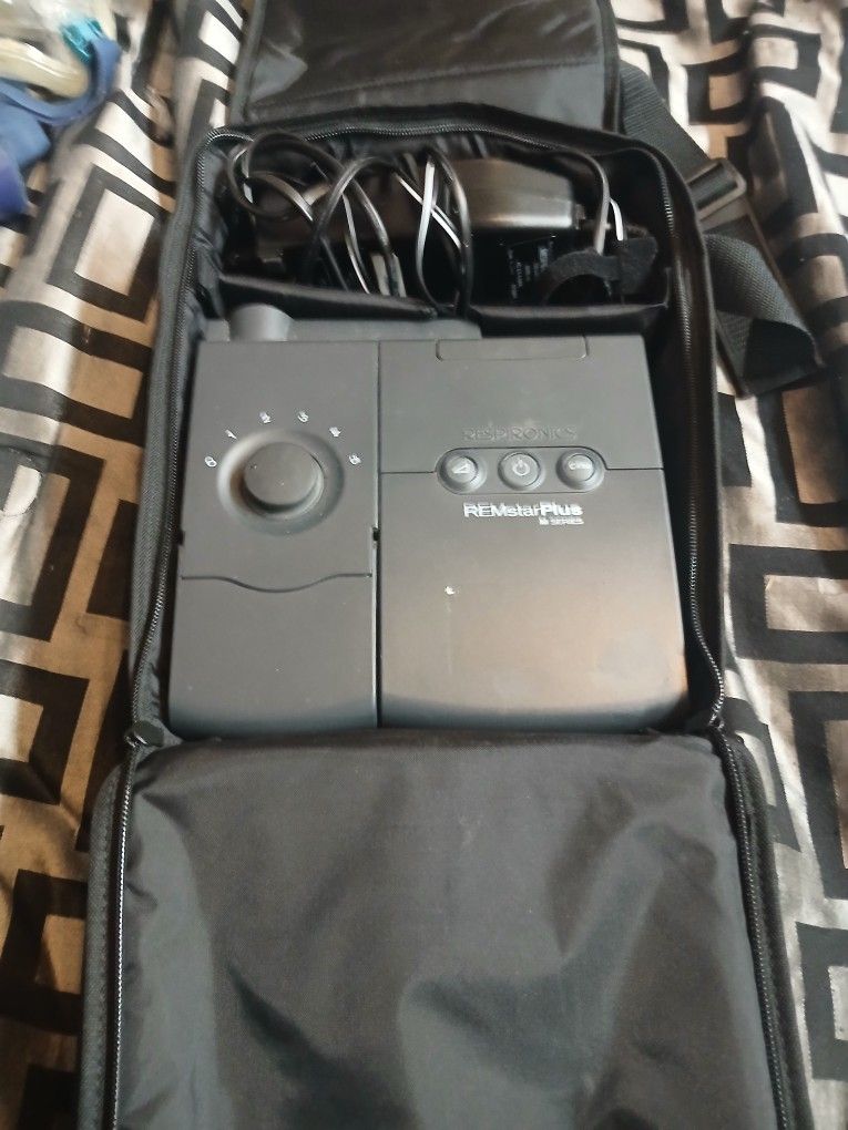 Philips Respironics REMstar Plus M Series CPAP Machine with Humidifier, Mask, & Carry Case