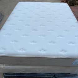 Queen Mattress ONLY DISPLAY MODEL