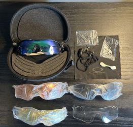 Oakley RadarLock Path Sunglasses With Kit