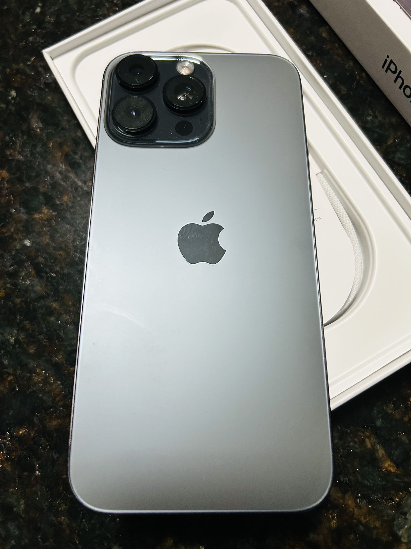 iPhone 16 Pro Unlocked