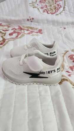 Toddler Light Up Tennis Shoes