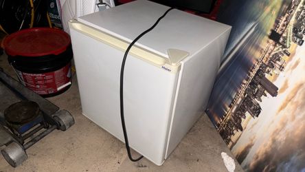 Mini fridge