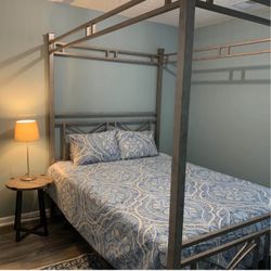 Queen Canopy Bed