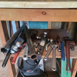 GARAGE SALE: JUNE 28-29 SATURDAY AND SUNDAY 