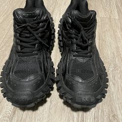 Balenciaga Defenders Size 44