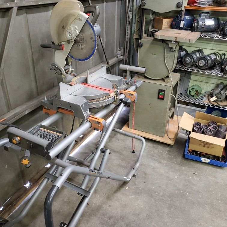 Good Used Craftsman 12" Compound Miter Saw With Folding Ridgid Saw Stand 