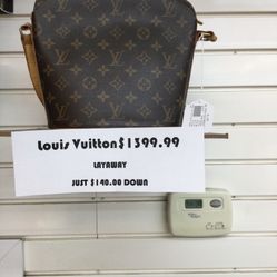 Louis Vuitton 