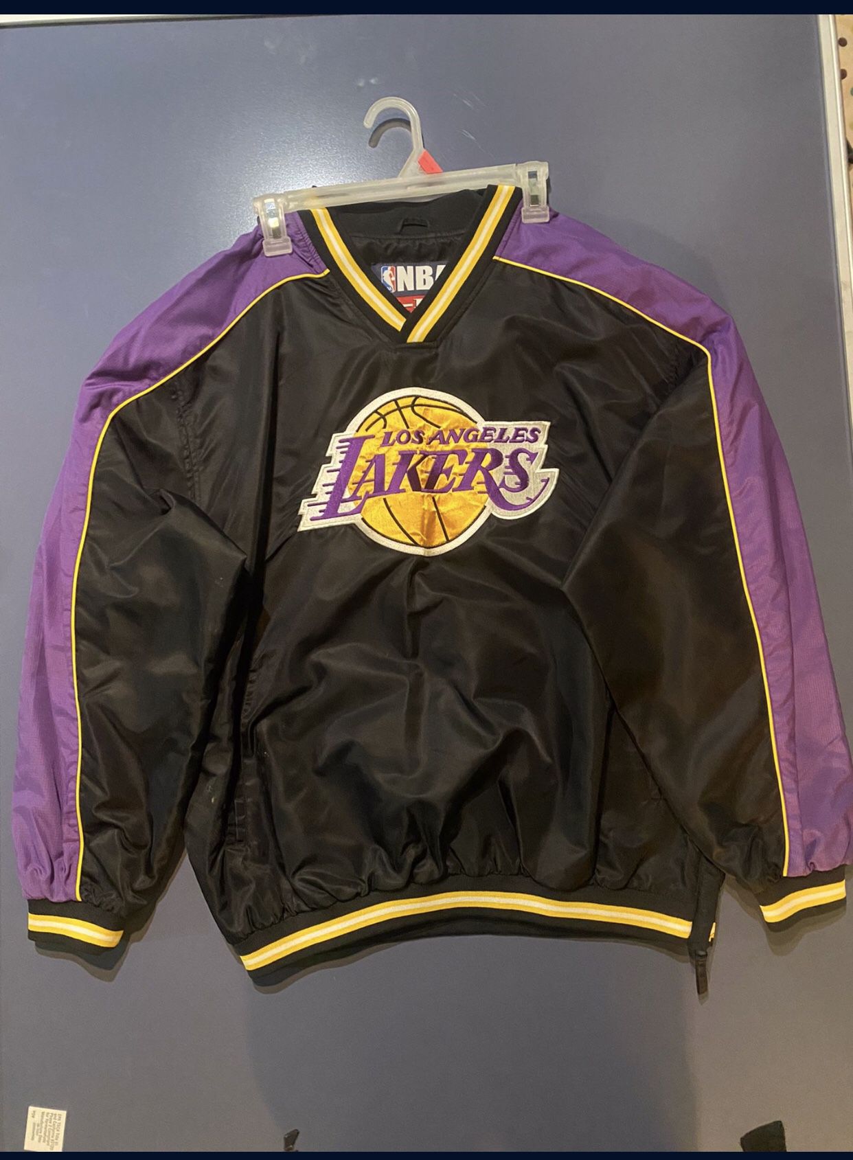Vintage Purple Black and Yellow NBA Nike Lakers Sweater Medium
