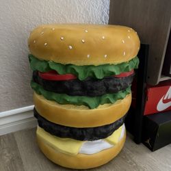 Hamburger Stool 