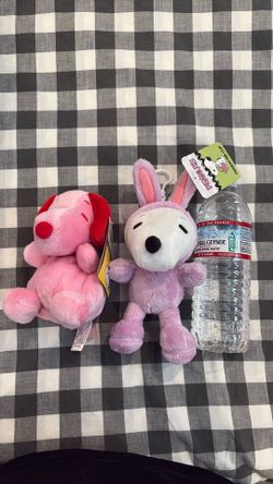 Plush snoopy
