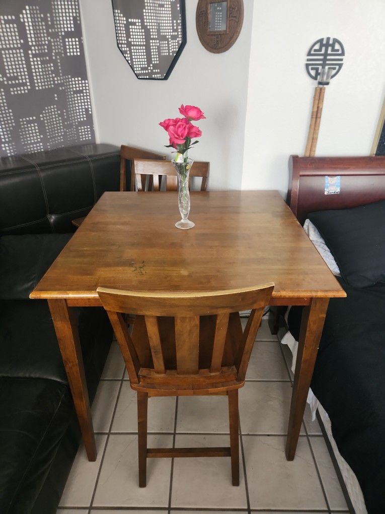 BREAKFAST HIGH WOOD TABLE