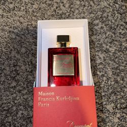 Baccarat Rouge 540 Extrait de Parfum - 200ml - Maison Francis Kurkdjian - Men and Women - Brand New