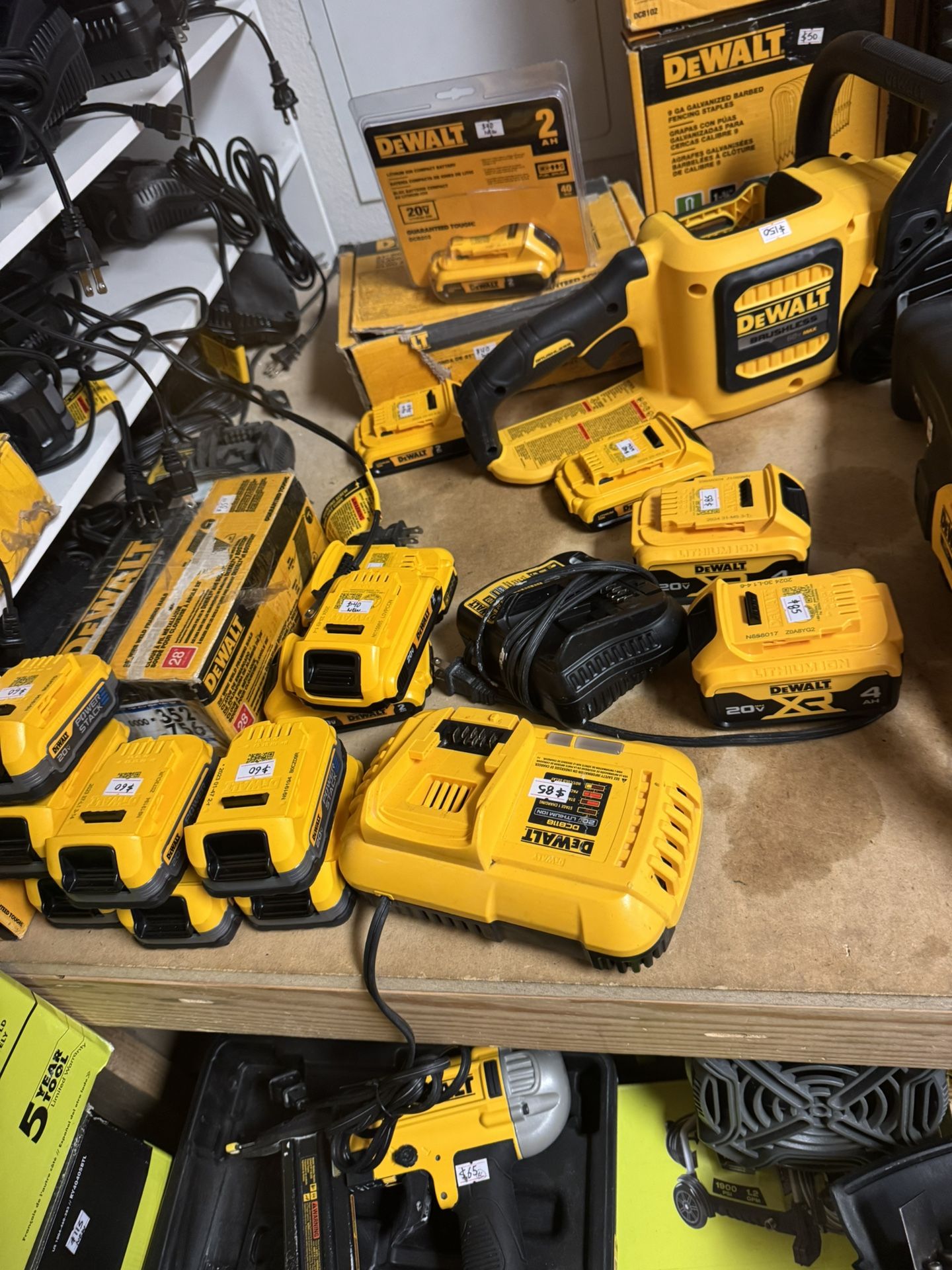 🧰🔥Dewalt & more available! Open 11am! Check my other tool listings! Address in description ⬇️