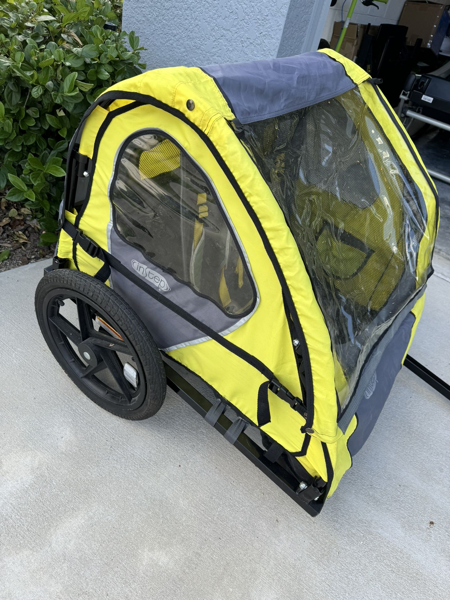 InStep Bike Trailer Yellow/Black