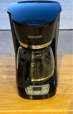 BLACK+DECKER 12-Cup Programmable Coffeemaker