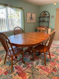 Four OR eight foot 5 pc wooden versatile dining table !