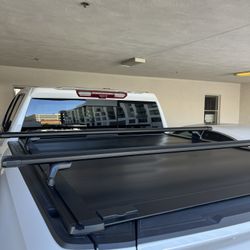 Retrax One XR Pro - Retractable Tonneau Cover