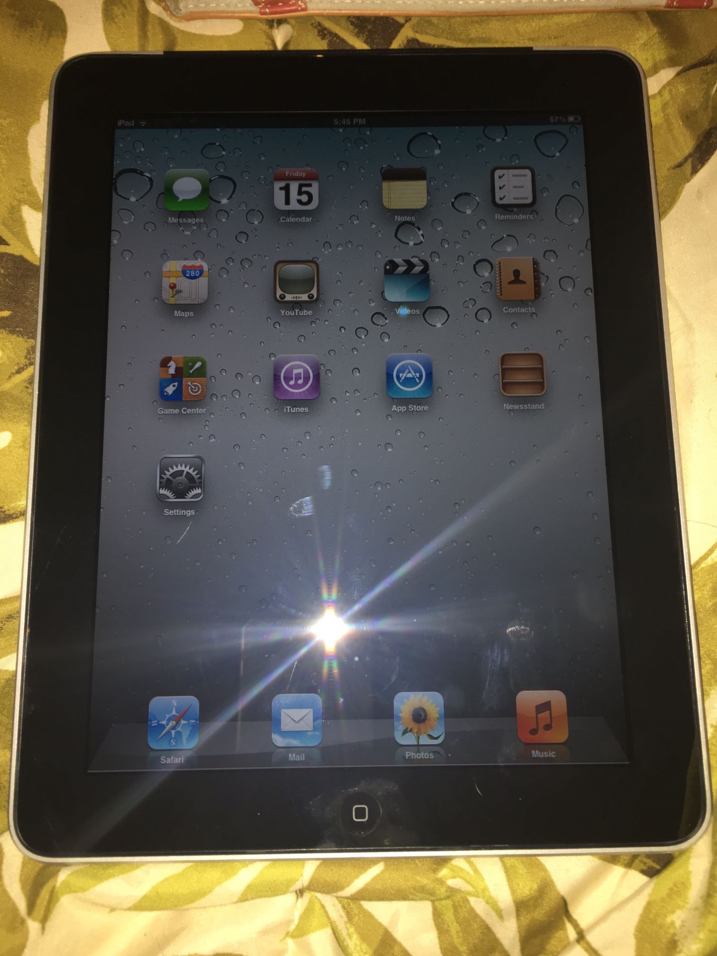 Apple ipad 1st gen