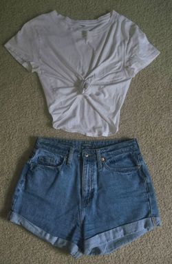 White T-Shirt and Denim Shorts SIZE 4/27
