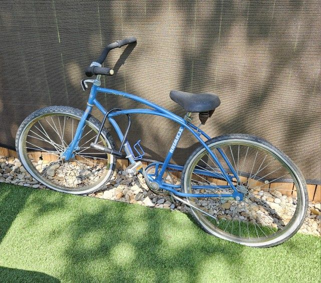 Vintage Original Schwinn Beach Cruiser Bicycle