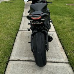 Honda CBR1000RR $11k OBO