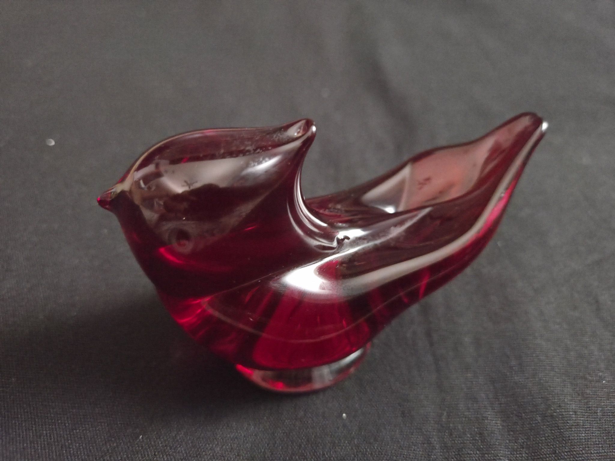Vintage Ruby Red Royal Cardinal Bird Art Glass Signed Leo Ward 2000 Made in USA