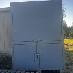 Knaack Box Field Office Cabinet