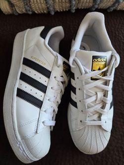 Adidas Superstar Men's Size 6 Shoes