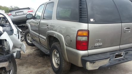 YUKON, TAHOE 2004. ENGINE & TRANSMISIÓN BODY PARTS USED