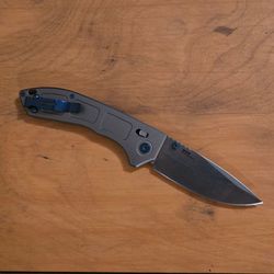 Benchmade Narrows folding knife
