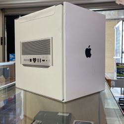 Mac Studios M1 Max 32GPU 64Gb Ram TB SSD 