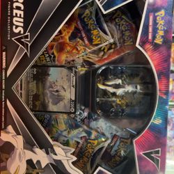 Pokemon TCG Arceus V Figure Collection Box NEW/SEALED