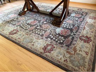 Area Floor Rug - Excellent Condition