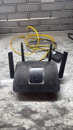 Linksys EA8300 Wi-Fi Router