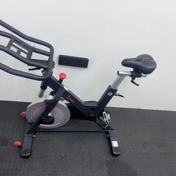 Magnetic Belt Drive Indoor Cycling Bike