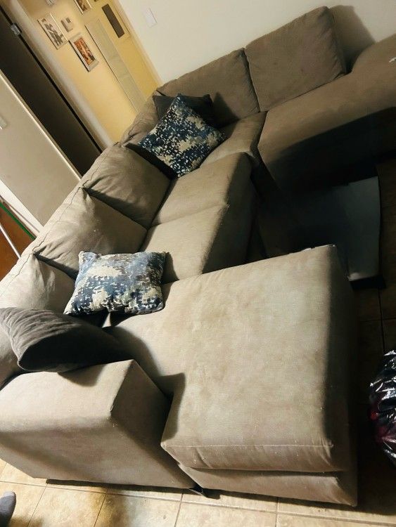 Sectional Sofa