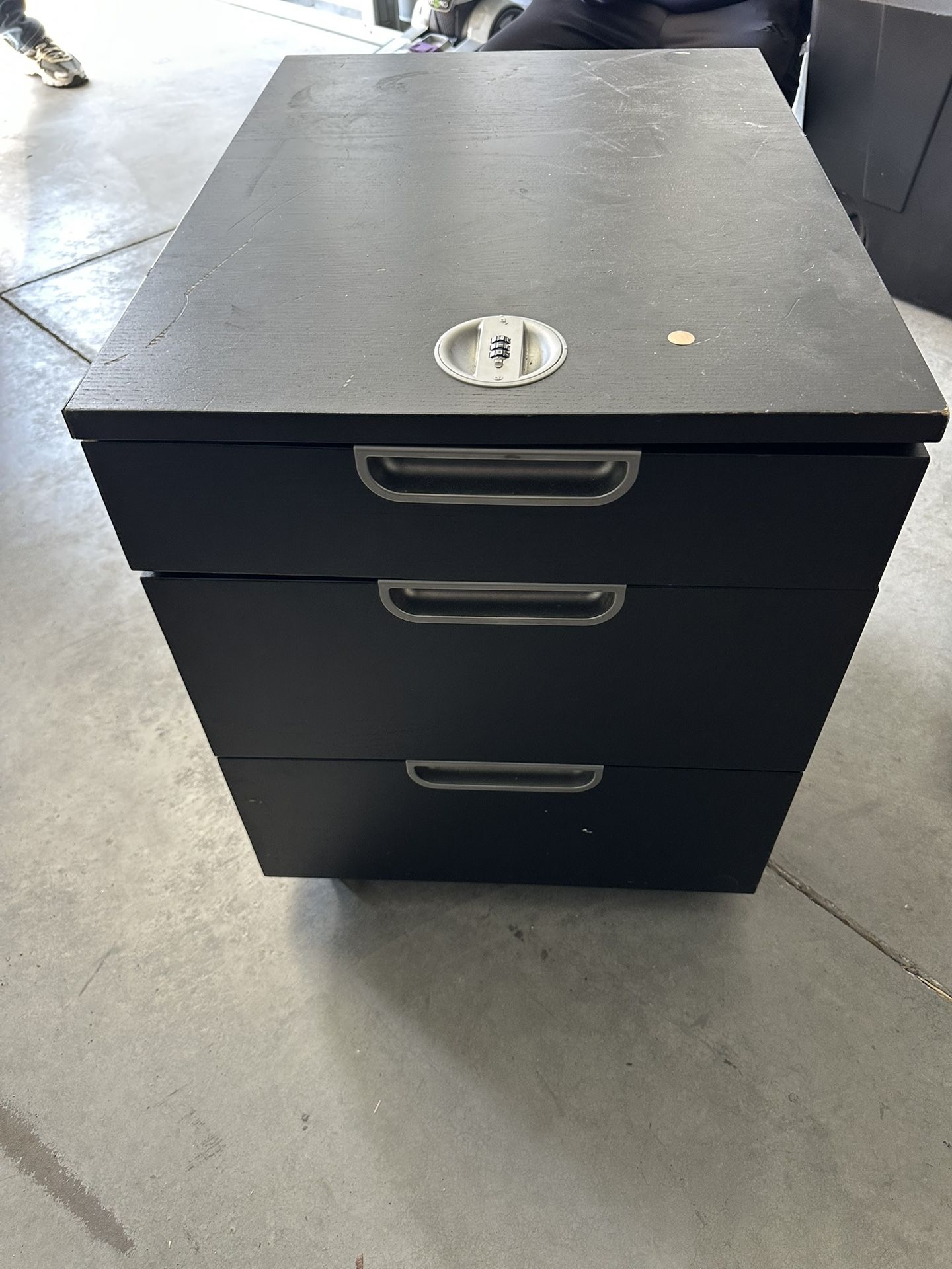 File Office Cabinet With Lock
