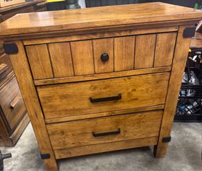 3 Drawer Bedroom Nightstand