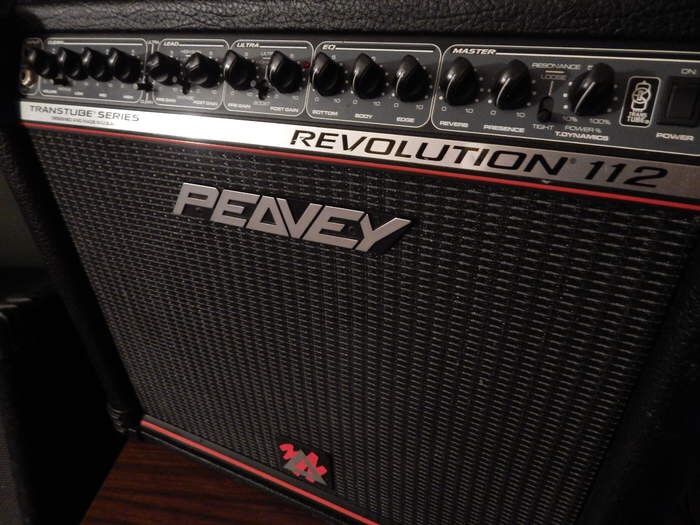 Peavey Revolution 112