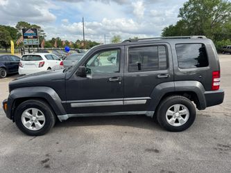 2011 Jeep Liberty Sport SUV 4D