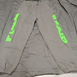 Spyder Sweatpants Mens Size Large Or XL( READ THE DESCRIPTION)