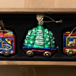 Thomasl Pacconi Classic 2004 Santa Train 